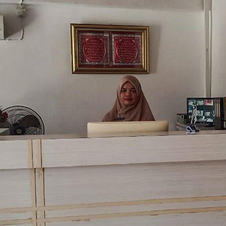 Hotel Shafira Pariaman Syariah Mitra Reddoorz 外观 照片