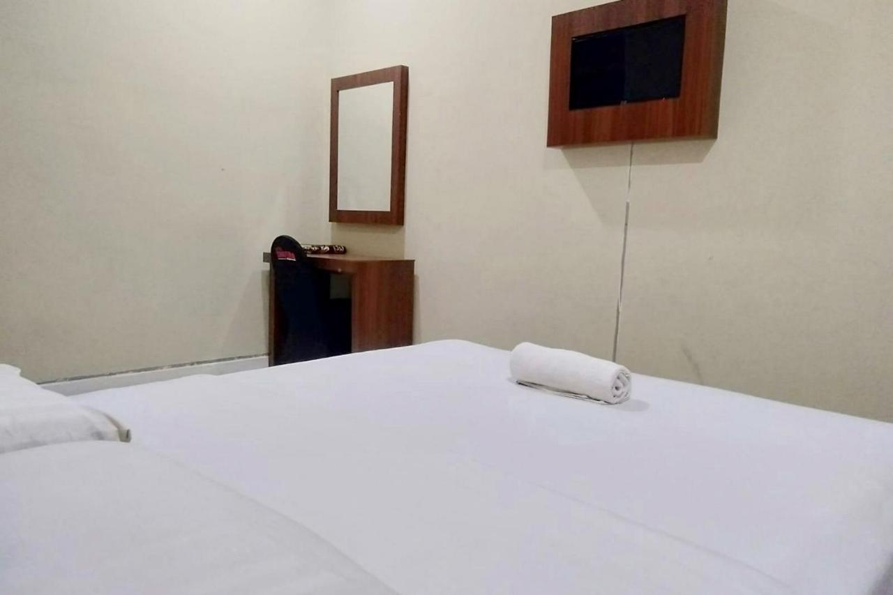 Hotel Shafira Pariaman Syariah Mitra Reddoorz 外观 照片