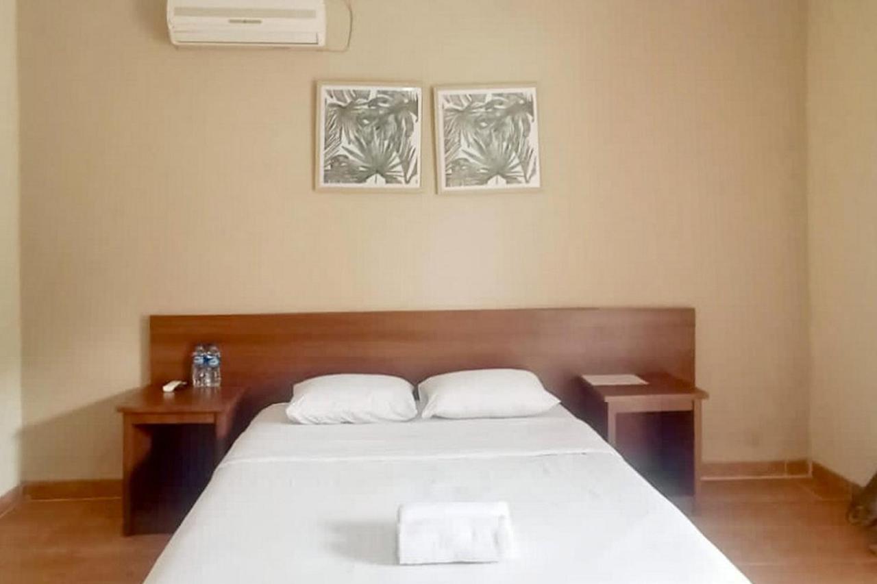 Hotel Shafira Pariaman Syariah Mitra Reddoorz 外观 照片